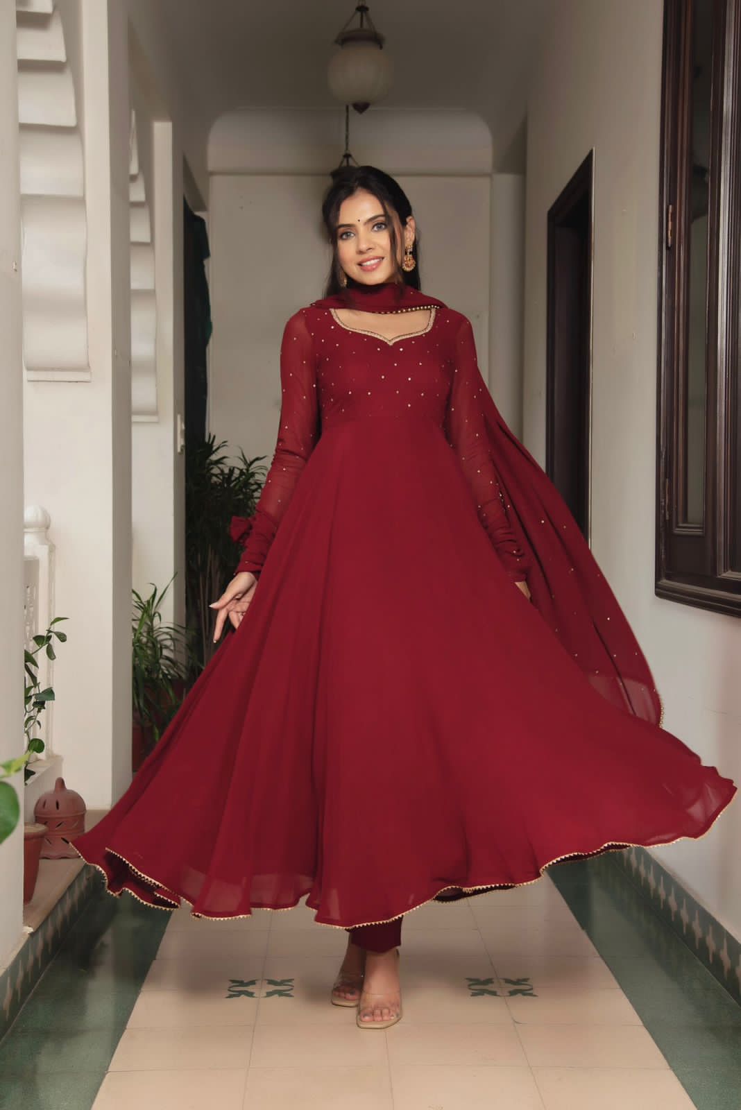 Minimalist Georgette Diamond Gown With Dupatta