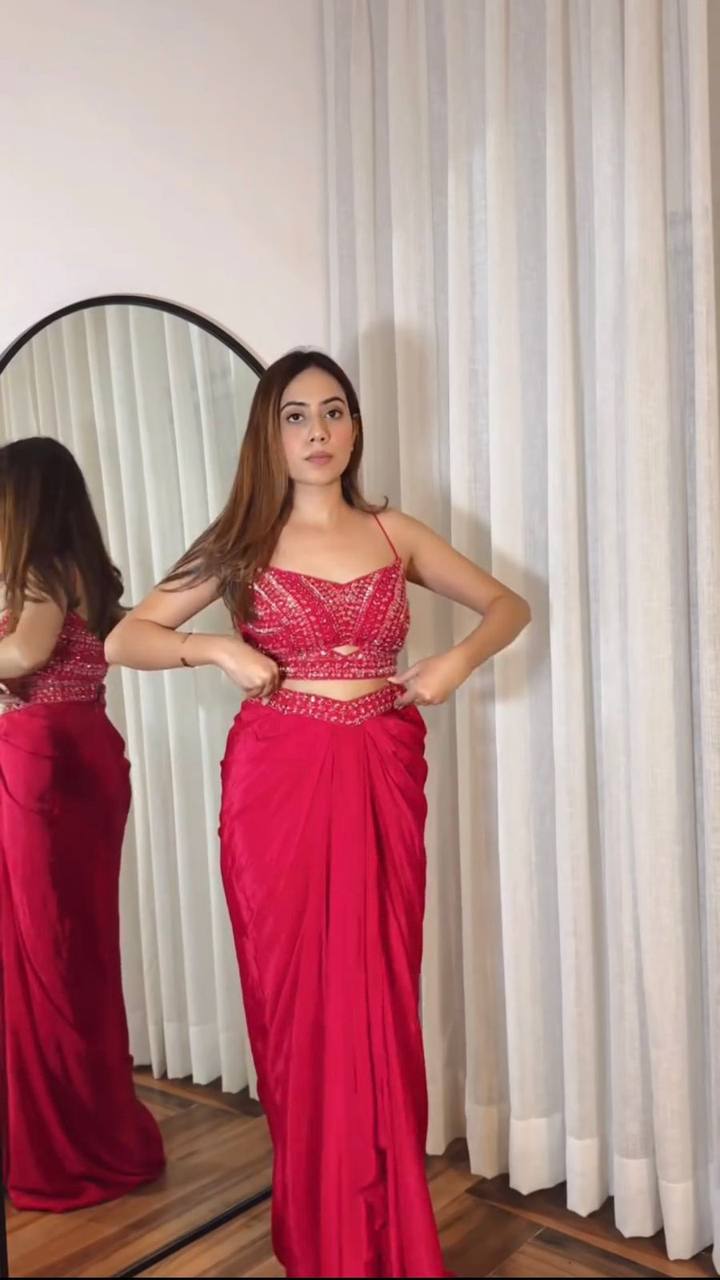Trendy Three-Piece Western Outfit โ Stylish & Elegant for Weddings