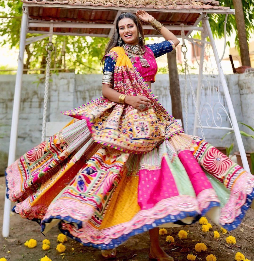 Suhana Saaj Navratri Lehenga Choli