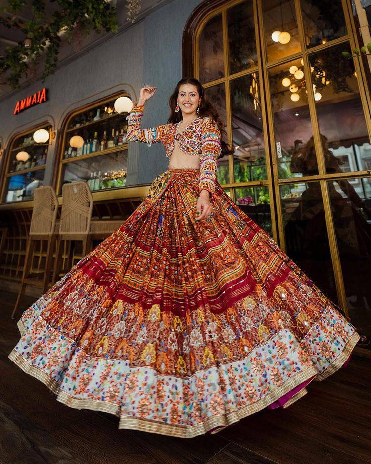 Ghoomar Glamour Navratri Lehenga Choli