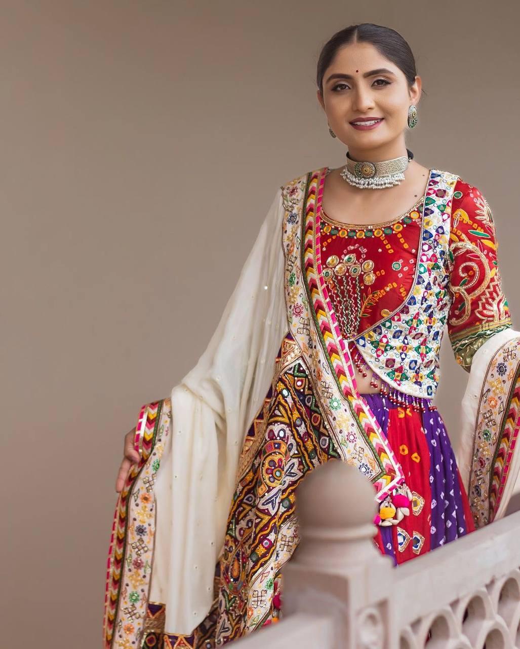 Sanskriti Splendor Navratri Lehenga Choli