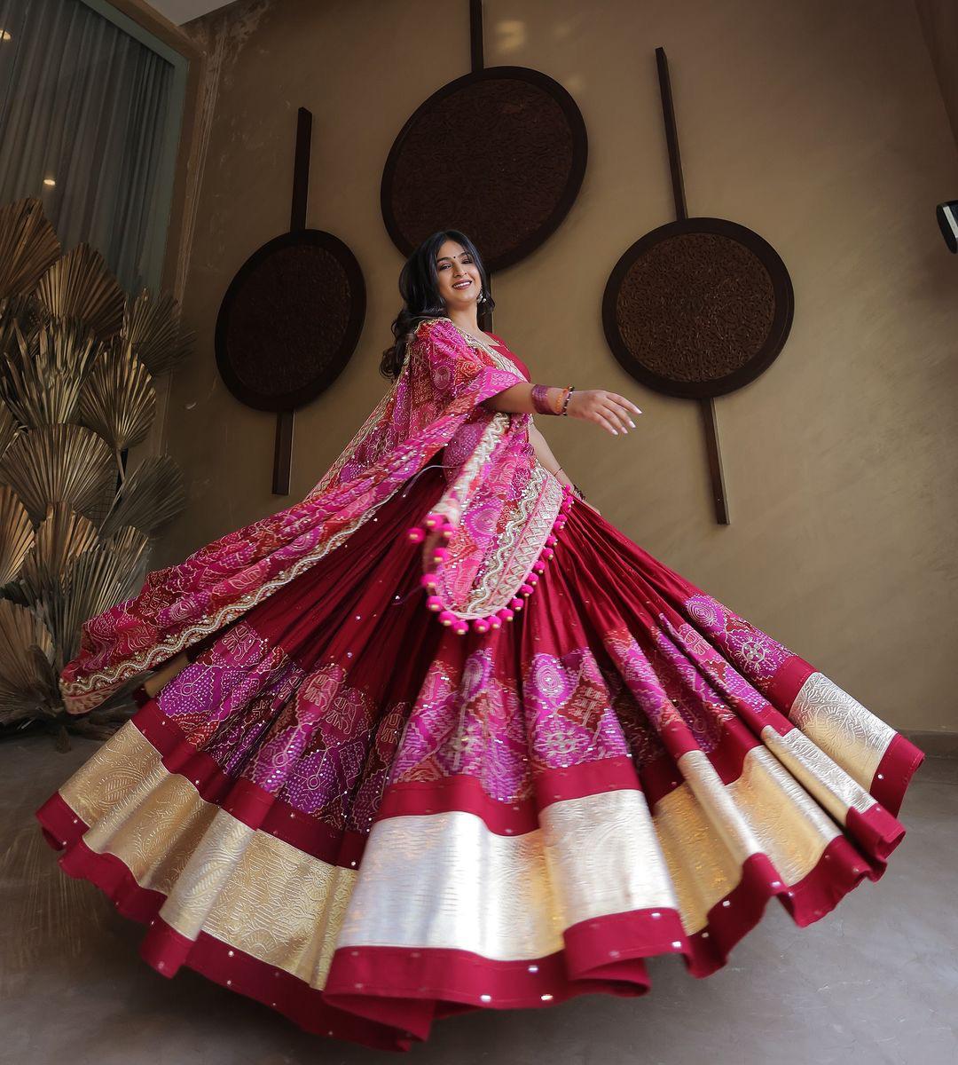 Sakani Garba Navratri Lehenga