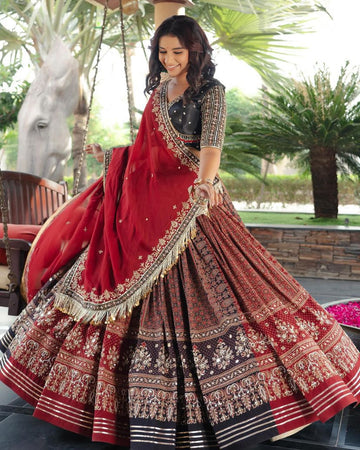 Meski Charm Navratri Lehenga Choli