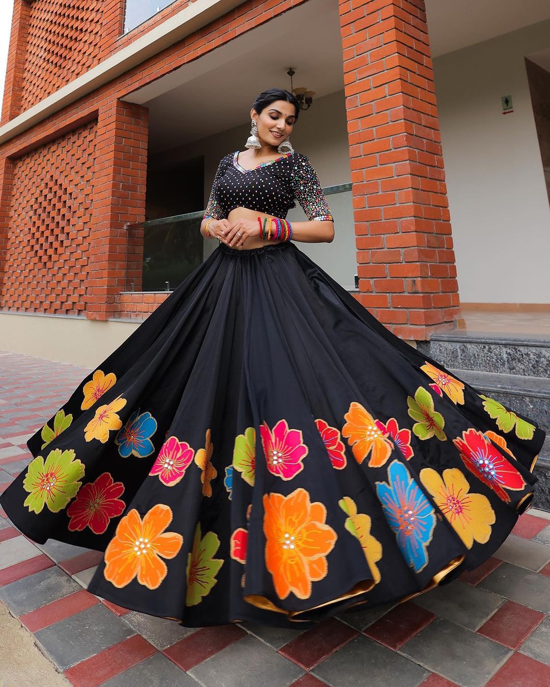 Jhuhi Navratri Lehenga Choli With Store Images