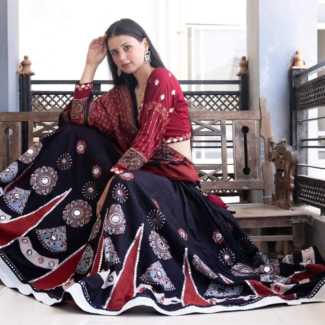 Zahira Navratri Lehenga Choli With Store Images